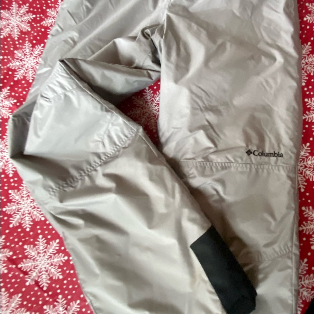 Grey and black Columbia snow bib. Size 18-20 Youth.